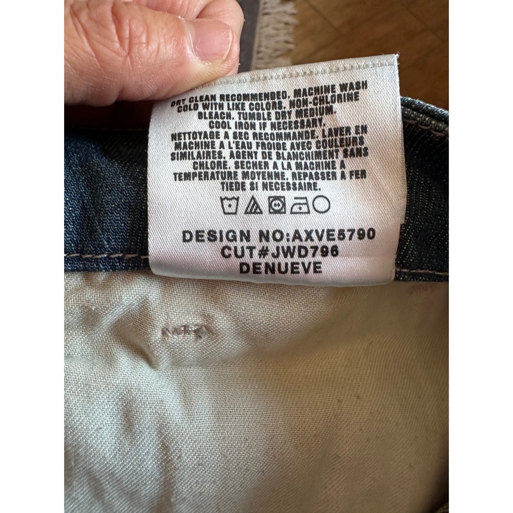 Joes Jeans Muse Flare Leg Blue Denim Jeans Denueve Wash Size 32 AXVE5790 - Picture 8 of 14